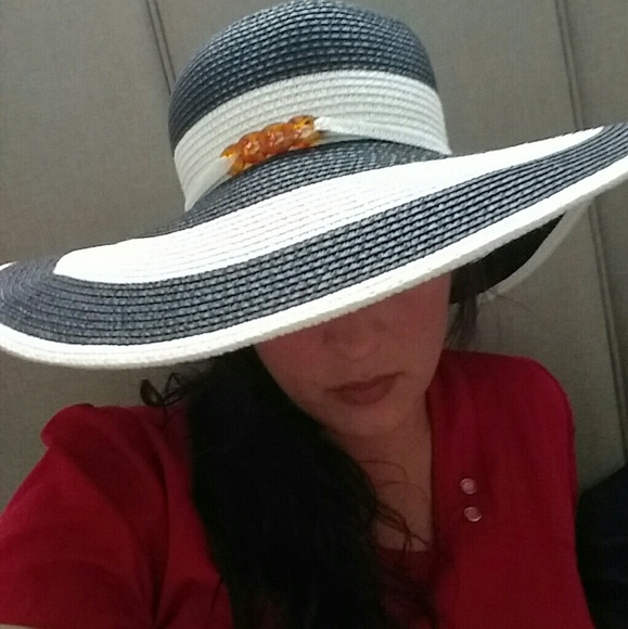 Hat - Picture 2 of 2